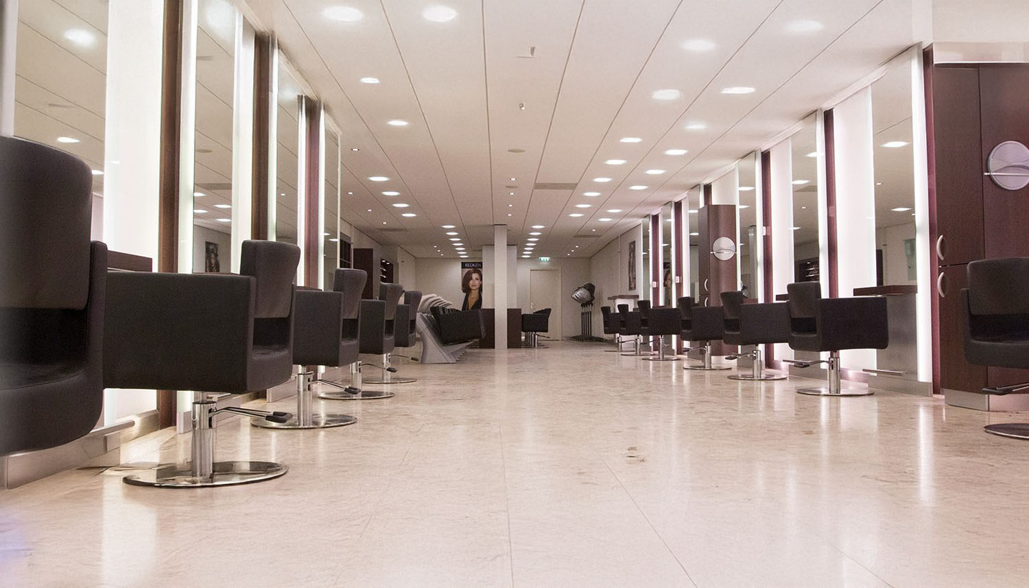 Haarmode wingens salonimpressie
