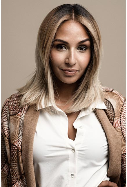 Najaar winter mode dames model in 2020 bij Haarmode Wingens